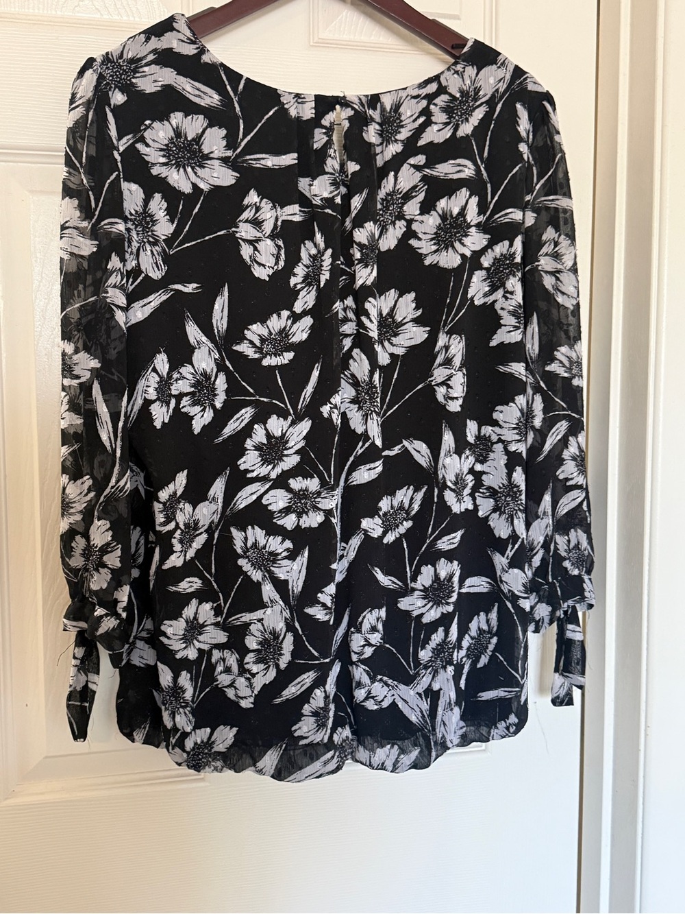 Black Floral Long-Sleeve Peasant Blouse -XL - Picture 2 of 8